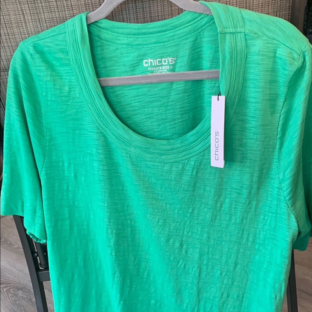 Chico's Green Relaxed Short Sleeve T-Shirt